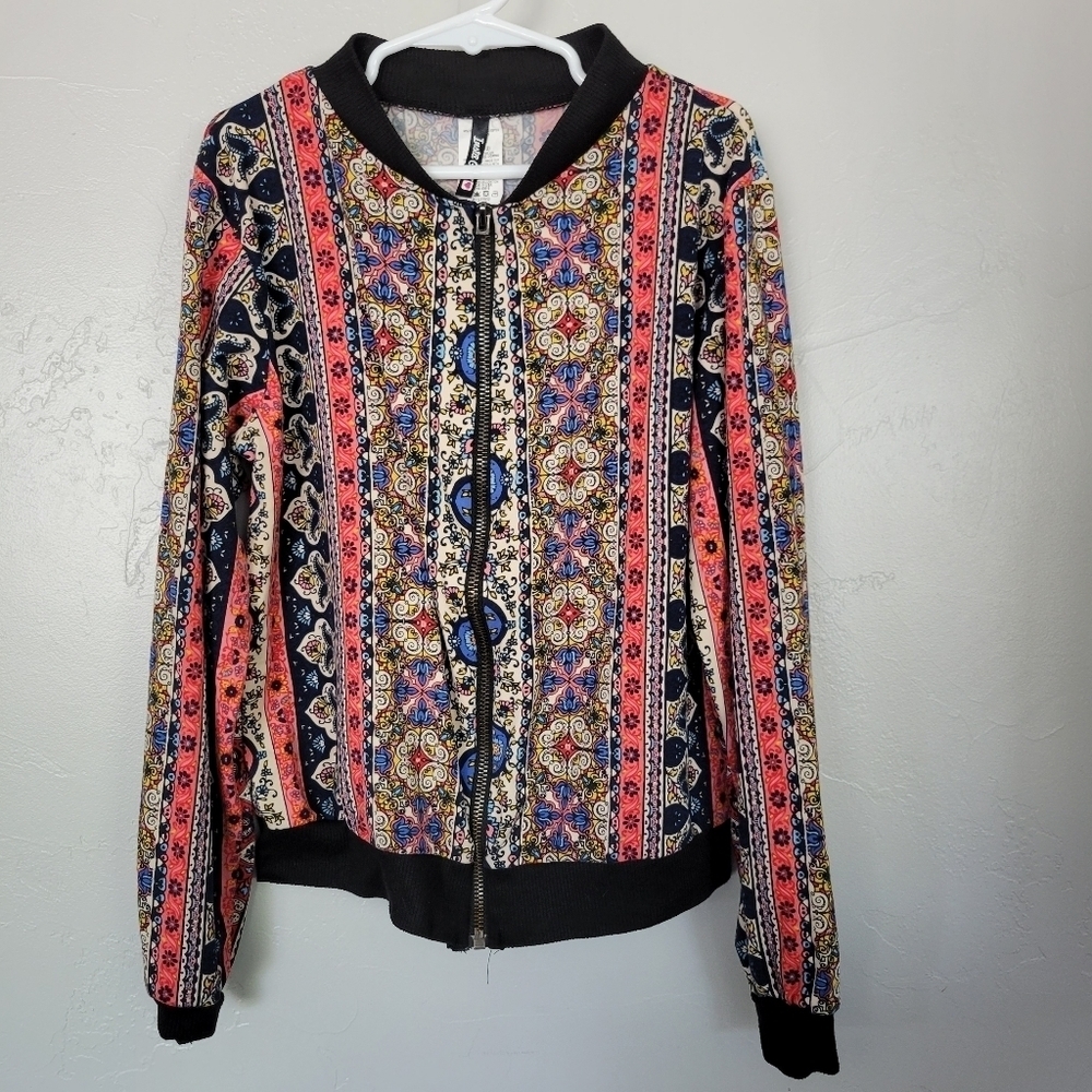 Insta Girl Medium 10/12 Lightweight Jacket Long Sleeve Full Zip Multicolor